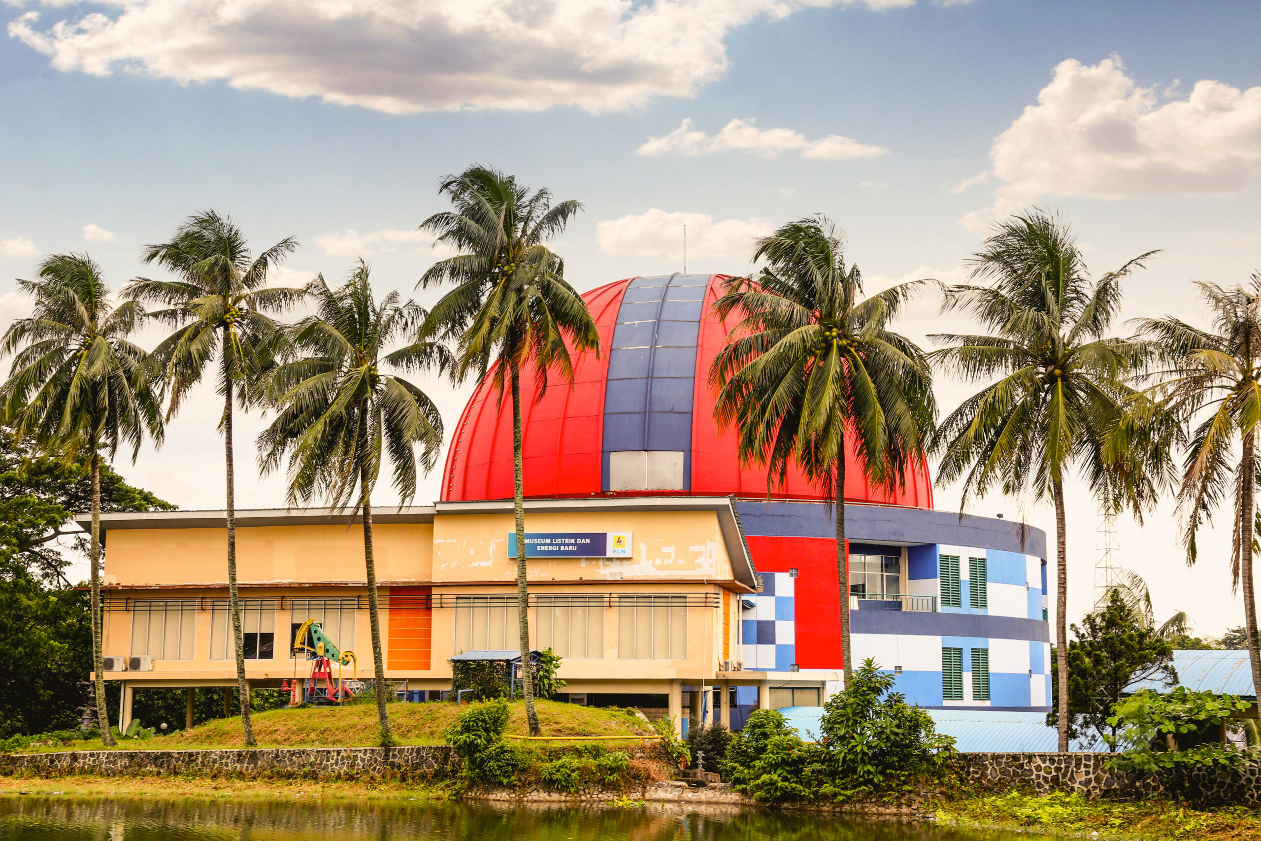 MUSEUM LISTRIK DAN ENERGI BARU - tmii