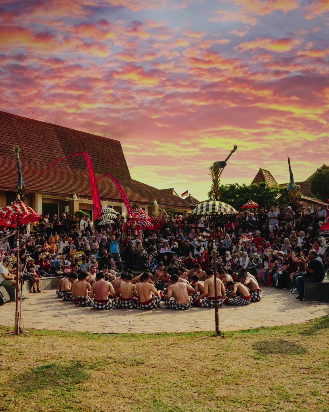 Tak Perlu Jauh-jauh ke Bali, TMII akan Sajikan Tari Kecak Gratis Weekend ini